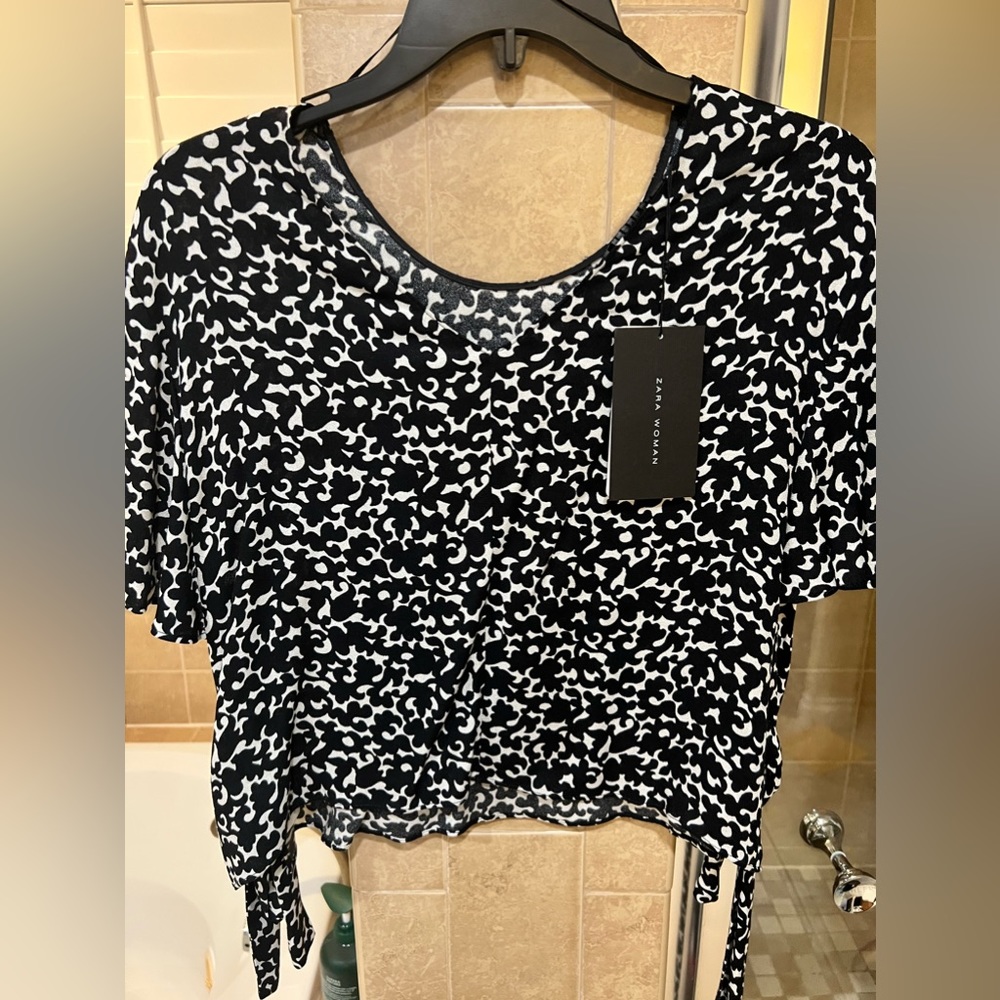 Brand new Zara Top
